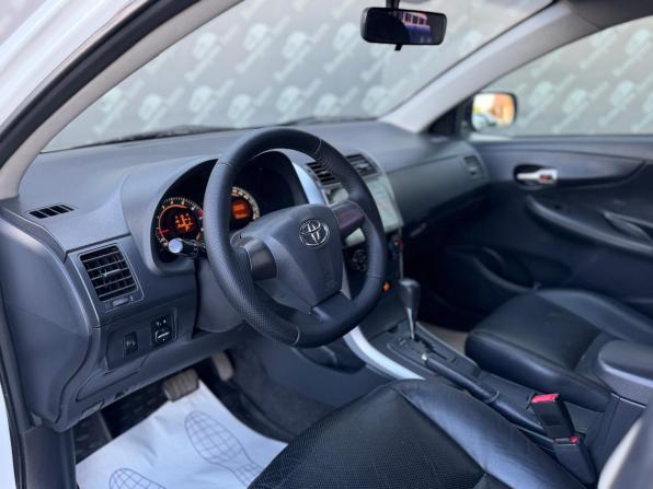 Toyota Corolla X (E140 E150) Рестайлинг с пробегом 2011 года, цена 900 000 рублей, 215000 км, седан, Автокод Объявления