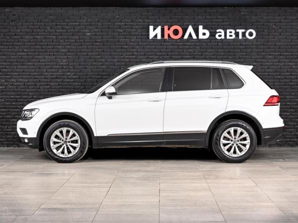 Volkswagen Tiguan II с пробегом 2018 года, цена 2 699 000 рублей, 50603 км, внедорожник, Автокод Объявления