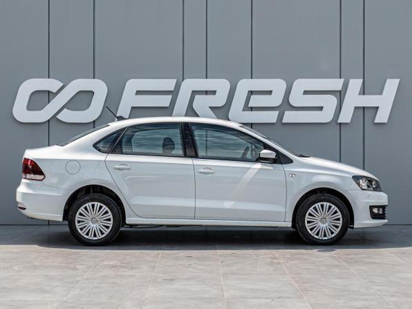 Volkswagen Polo V Рестайлинг с пробегом 2019 года, цена 1 370 000 рублей, 88756 км, седан, Автокод Объявления