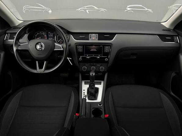 Skoda Octavia III (A7) Рестайлинг с пробегом 2019 года, цена 1 788 200 рублей, 77485 км, лифтбек, Автокод Объявления