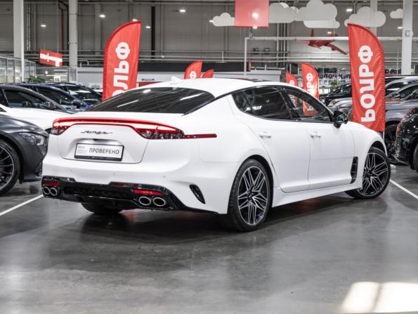 Kia Stinger I Рестайлинг с пробегом 2023 года, цена 3 850 000 рублей, 44521 км, лифтбек, Автокод Объявления