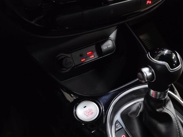 Kia Soul II Рестайлинг с пробегом 2017 года, цена 1 560 000 рублей, 57799 км, хэтчбек, Автокод Объявления