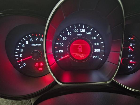 Kia Rio III Рестайлинг с пробегом 2016 года, цена 1 075 000 рублей, 149000 км, седан, Автокод Объявления