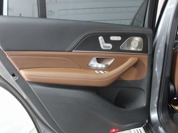 Mercedes-Benz GLS II (X167) Рестайлинг с пробегом 2025 года, цена 14 600 000 рублей, 9063 км, внедорожник, Автокод Объявления