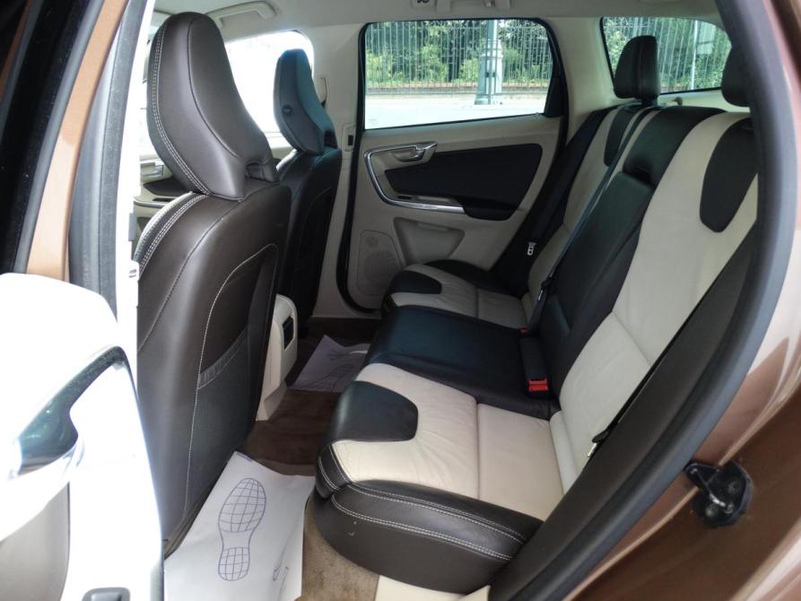 Volvo XC60 I Москва  - изображение 14