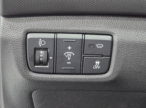 Hyundai Creta I с пробегом 2016 года, цена 1 599 000 рублей, 83000 км, внедорожник, Автокод Объявления