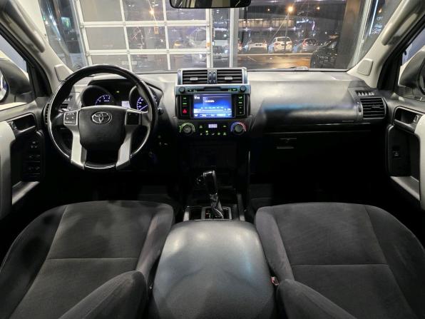 Toyota Land Cruiser Prado 150 Series Рестайлинг 1 с пробегом 2014 года, цена 3 250 000 рублей, 229534 км, внедорожник, Автокод Объявления