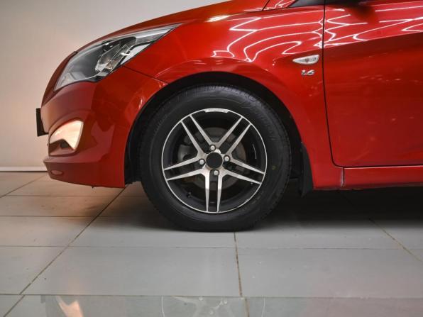 Hyundai Solaris I Рестайлинг с пробегом 2015 года, цена 1 219 000 рублей, 94254 км, хэтчбек, Автокод Объявления