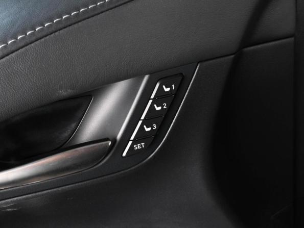Lexus LX III Рестайлинг 2 с пробегом 2020 года, цена 6 970 000 рублей, 178792 км, внедорожник, Автокод Объявления