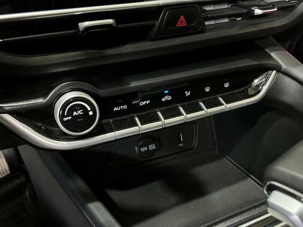 Changan Eado Plus с пробегом 2023 года, цена 1 680 000 рублей, 22854 км, седан, Автокод Объявления