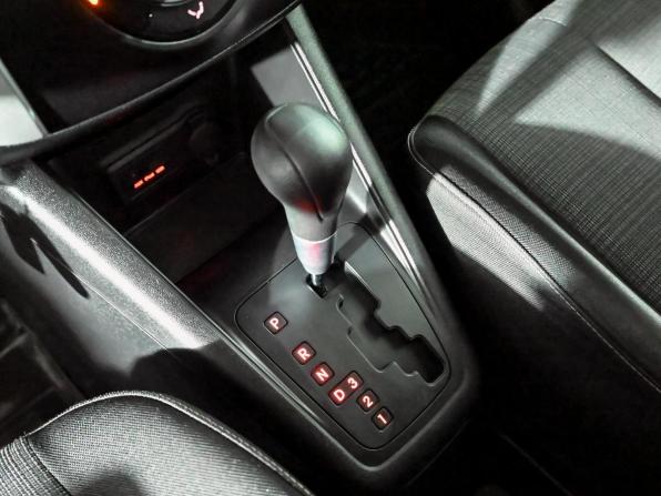 Kia Venga I с пробегом 2012 года, цена 970 000 рублей, 109308 км, минивэн, Автокод Объявления