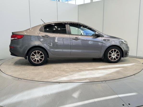 Kia Rio III Рестайлинг с пробегом 2016 года, цена 890 000 рублей, 235473 км, седан, Автокод Объявления
