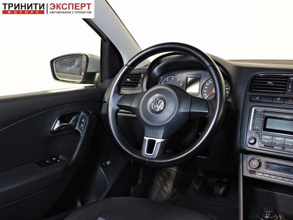 Volkswagen Polo V Рестайлинг с пробегом 2015 года, цена 897 000 рублей, 172913 км, седан, Автокод Объявления