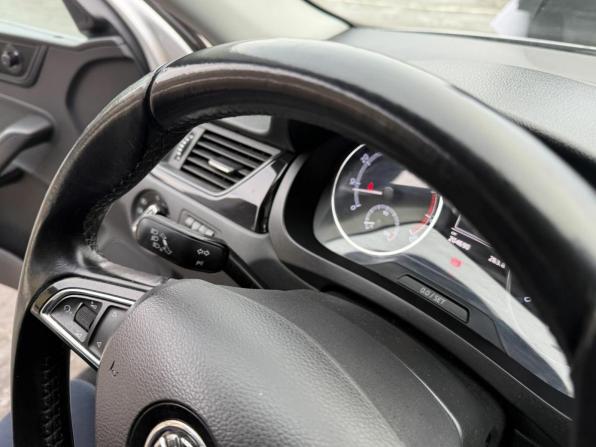 Skoda Rapid I Рестайлинг с пробегом 2018 года, цена 899 000 рублей, 204681 км, лифтбек, Автокод Объявления