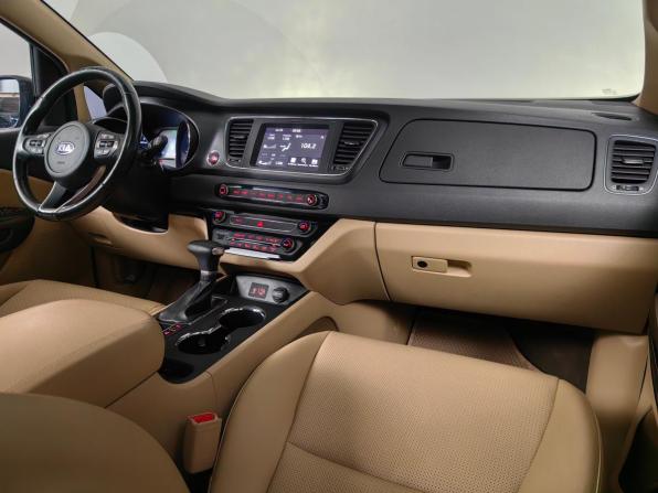 Kia Carnival III с пробегом 2019 года, цена 2 654 000 рублей, 160583 км, минивэн, Автокод Объявления