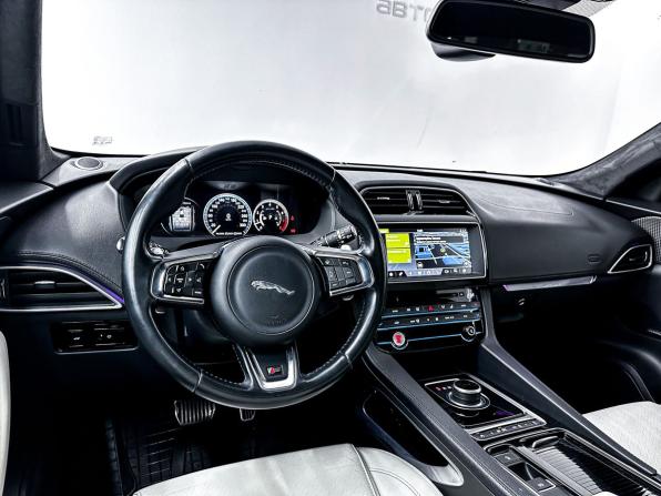 Jaguar F-Pace I с пробегом 2016 года, цена 3 650 000 рублей, 146161 км, внедорожник, Автокод Объявления