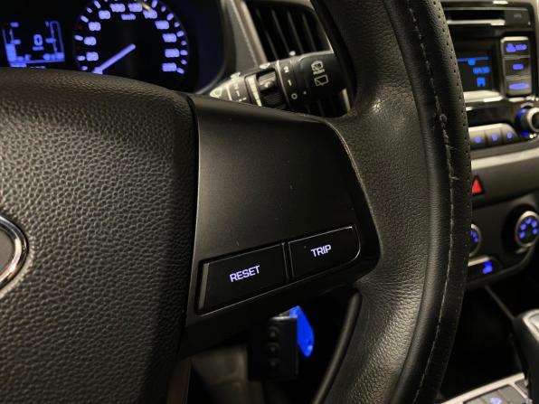 Hyundai Creta I с пробегом 2017 года, цена 1 561 000 рублей, 103259 км, внедорожник, Автокод Объявления