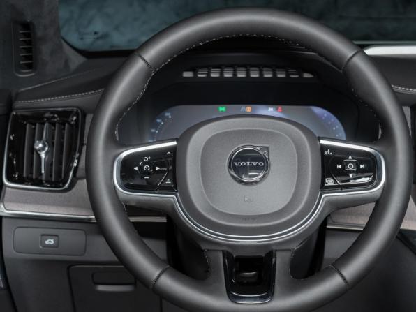 Новый Volvo XC90 II Рестайлинг 2 2026 года, цена 11 000 000 рублей, внедорожник, Автокод Объявления