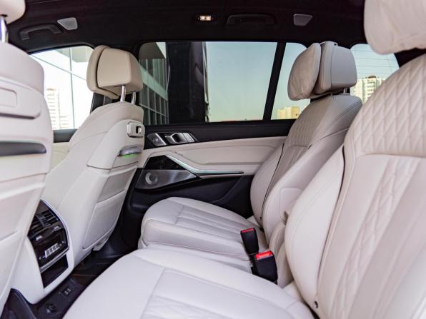 BMW X7 I (G07) Рестайлинг с пробегом 2023 года, цена 12 990 000 рублей, 46302 км, внедорожник, Автокод Объявления