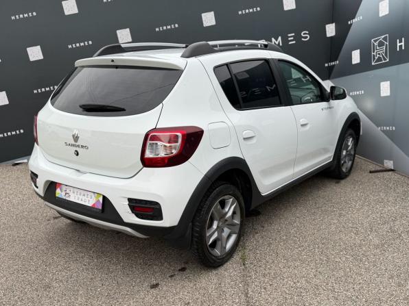 Renault Sandero II Рестайлинг с пробегом 2021 года, цена 1 199 000 рублей, 94014 км, хэтчбек, Автокод Объявления