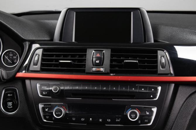 BMW 3 серии VI (F3x) с пробегом 2013 года, цена 1 699 000 рублей, 280000 км, седан, Автокод Объявления