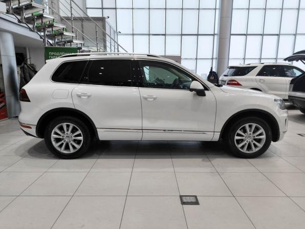 Volkswagen Touareg II Рестайлинг с пробегом 2015 года, цена 3 020 000 рублей, 156132 км, внедорожник, Автокод Объявления