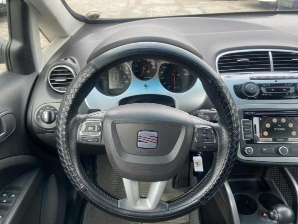 SEAT Altea I Рестайлинг с пробегом 2012 года, цена 991 000 рублей, 277767 км, минивэн, Автокод Объявления