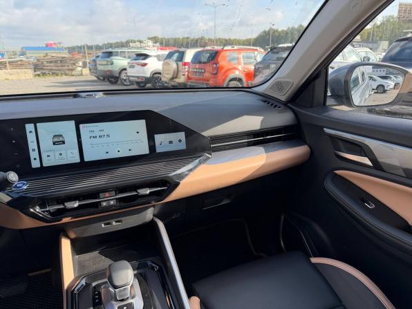 Livan X6 Pro с пробегом 2023 года, цена 1 575 000 рублей, 50268 км, внедорожник, Автокод Объявления