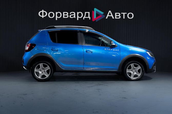 Renault Sandero II с пробегом 2015 года, цена 999 000 рублей, 69699 км, хэтчбек, Автокод Объявления