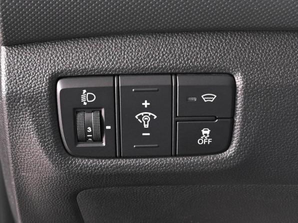 Hyundai Creta I с пробегом 2019 года, цена 1 999 000 рублей, 89130 км, внедорожник, Автокод Объявления