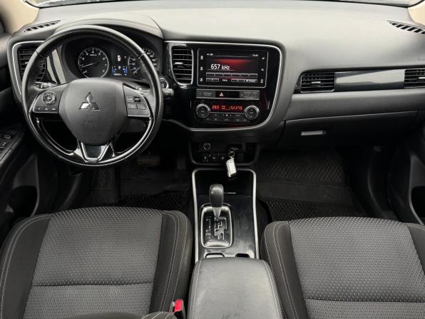 Mitsubishi Outlander III Рестайлинг 3 с пробегом 2019 года, цена 1 978 000 рублей, 148030 км, внедорожник, Автокод Объявления