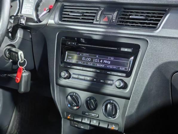 Skoda Rapid I с пробегом 2014 года, цена 659 000 рублей, 228000 км, лифтбек, Автокод Объявления