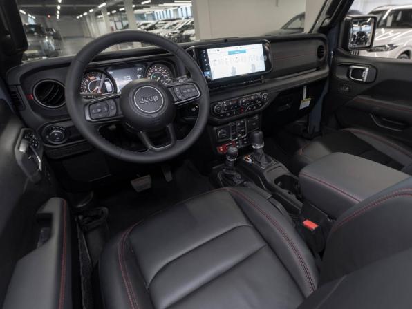 Jeep Wrangler IV (JL) Рестайлинг с пробегом 2025 года, цена 8 600 000 рублей, 40 км, внедорожник, Автокод Объявления