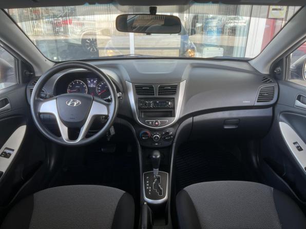 Hyundai Solaris I с пробегом 2013 года, цена 1 029 000 рублей, 60771 км, седан, Автокод Объявления