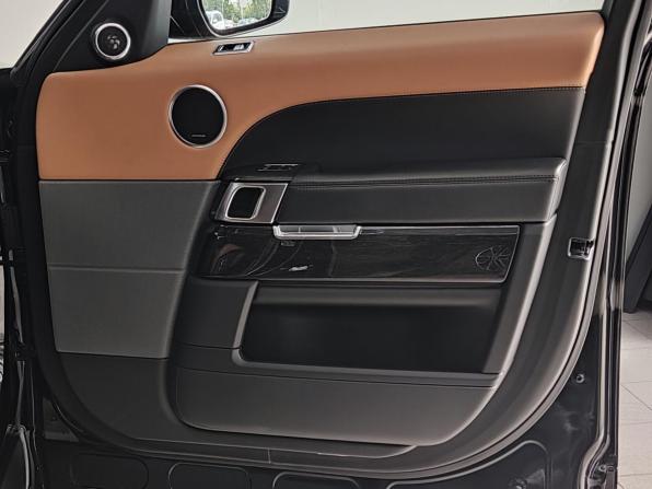 Land Rover Range Rover Sport II Рестайлинг с пробегом 2018 года, цена 5 300 000 рублей, 120000 км, внедорожник, Автокод Объявления