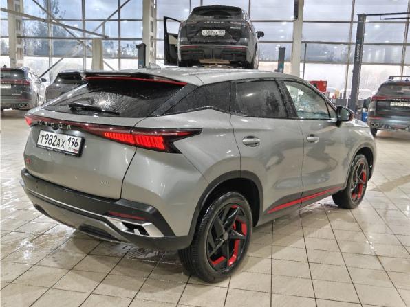Omoda C5 I с пробегом 2023 года, цена 1 695 000 рублей, 31300 км, внедорожник, Автокод Объявления