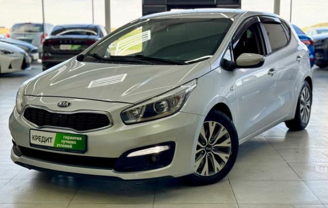 Kia Ceed II Рестайлинг с пробегом 2017 года, цена 1 299 000 рублей, 168000 км, хэтчбек, Автокод Объявления