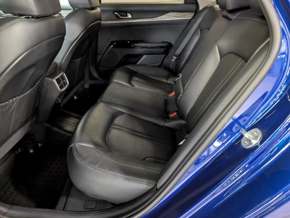 Kia K5 III с пробегом 2021 года, цена 2 350 000 рублей, 98494 км, седан, Автокод Объявления