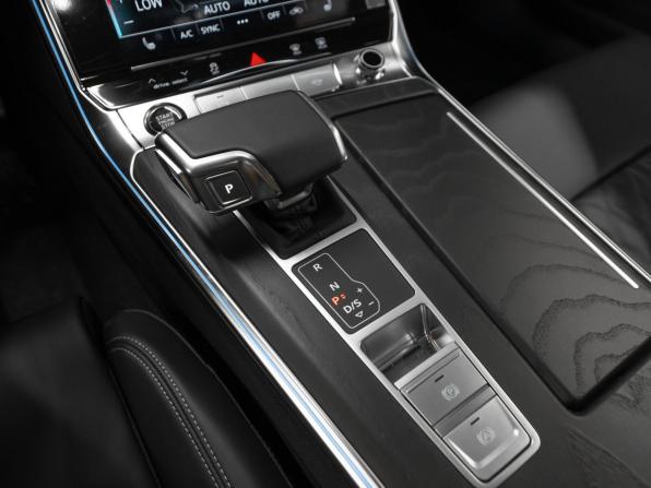 Audi A6 V (C8) Рестайлинг с пробегом 2025 года, цена 6 700 000 рублей, 35 км, седан, Автокод Объявления