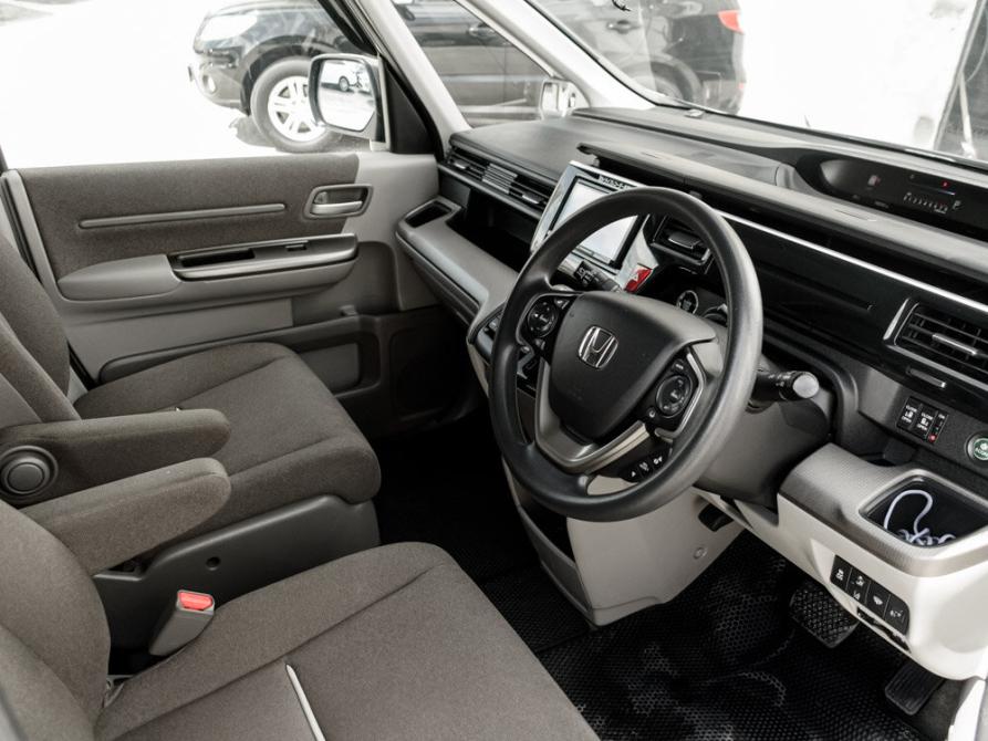 Honda Stepwgn V Рестайлинг Екатеринбург  - изображение 12