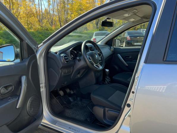Renault Sandero II Рестайлинг с пробегом 2021 года, цена 1 330 000 рублей, 61114 км, хэтчбек, Автокод Объявления