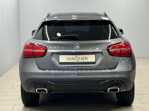Mercedes-Benz GLA I (X156) Рестайлинг с пробегом 2019 года, цена 2 968 000 рублей, 14554 км, внедорожник, Автокод Объявления