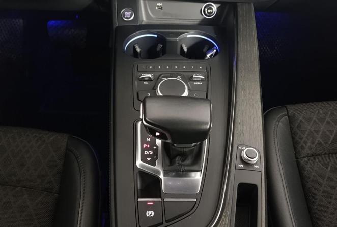 Audi A4 V (B9) с пробегом 2019 года, цена 2 450 000 рублей, 211272 км, универсал, Автокод Объявления