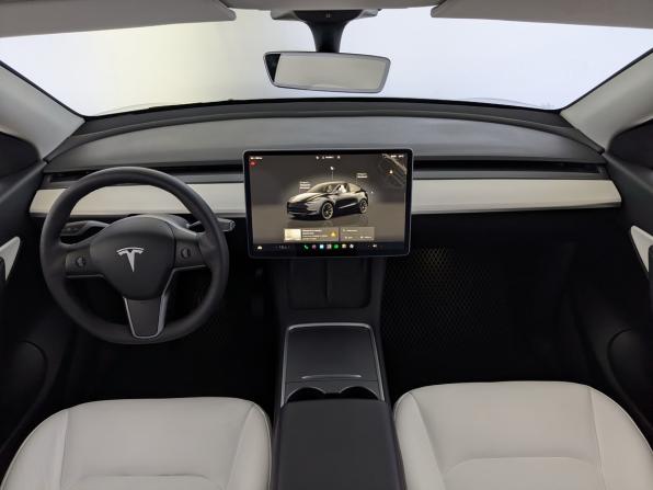 Tesla Model Y I с пробегом 2022 года, цена 4 500 000 рублей, 74725 км, внедорожник, Автокод Объявления