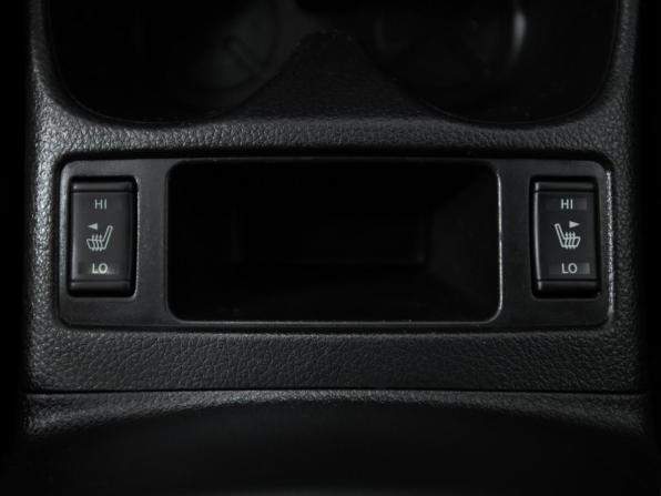 Nissan Qashqai II с пробегом 2015 года, цена 1 410 000 рублей, 76400 км, внедорожник, Автокод Объявления