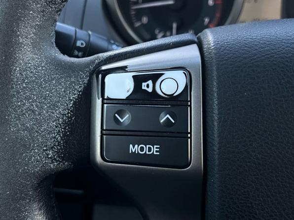 Toyota Land Cruiser Prado 150 Series с пробегом 2012 года, цена 2 630 000 рублей, 202526 км, внедорожник, Автокод Объявления