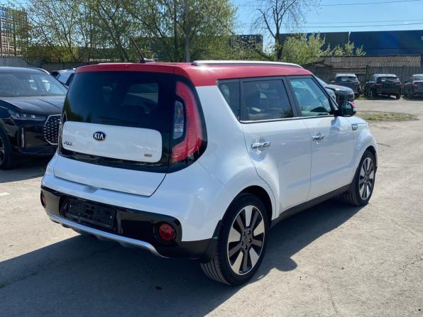 Kia Soul II Рестайлинг с пробегом 2018 года, цена 1 154 000 рублей, 233543 км, хэтчбек, Автокод Объявления