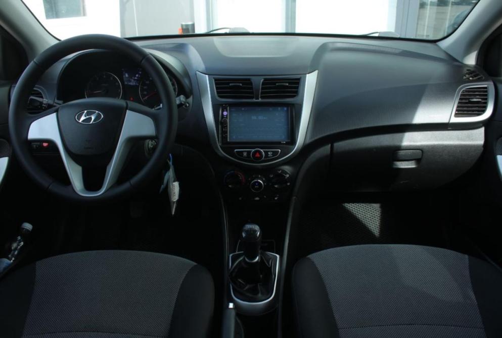 Hyundai Solaris I Саратов  - изображение 16