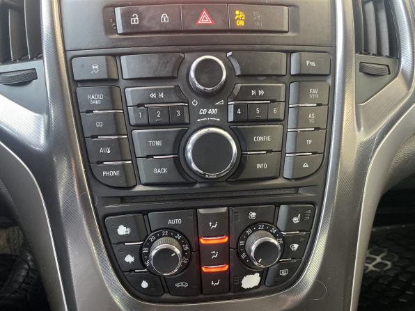 Opel Astra J с пробегом 2011 года, цена 590 000 рублей, 155568 км, хэтчбек, Автокод Объявления