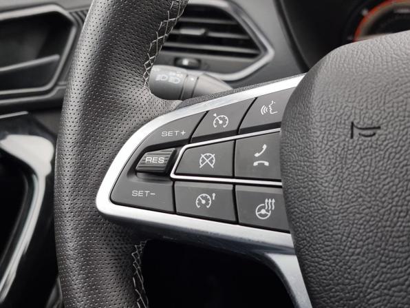 Lada (ВАЗ) Vesta I Рестайлинг (NG) с пробегом 2023 года, цена 1 349 000 рублей, 28723 км, седан, Автокод Объявления